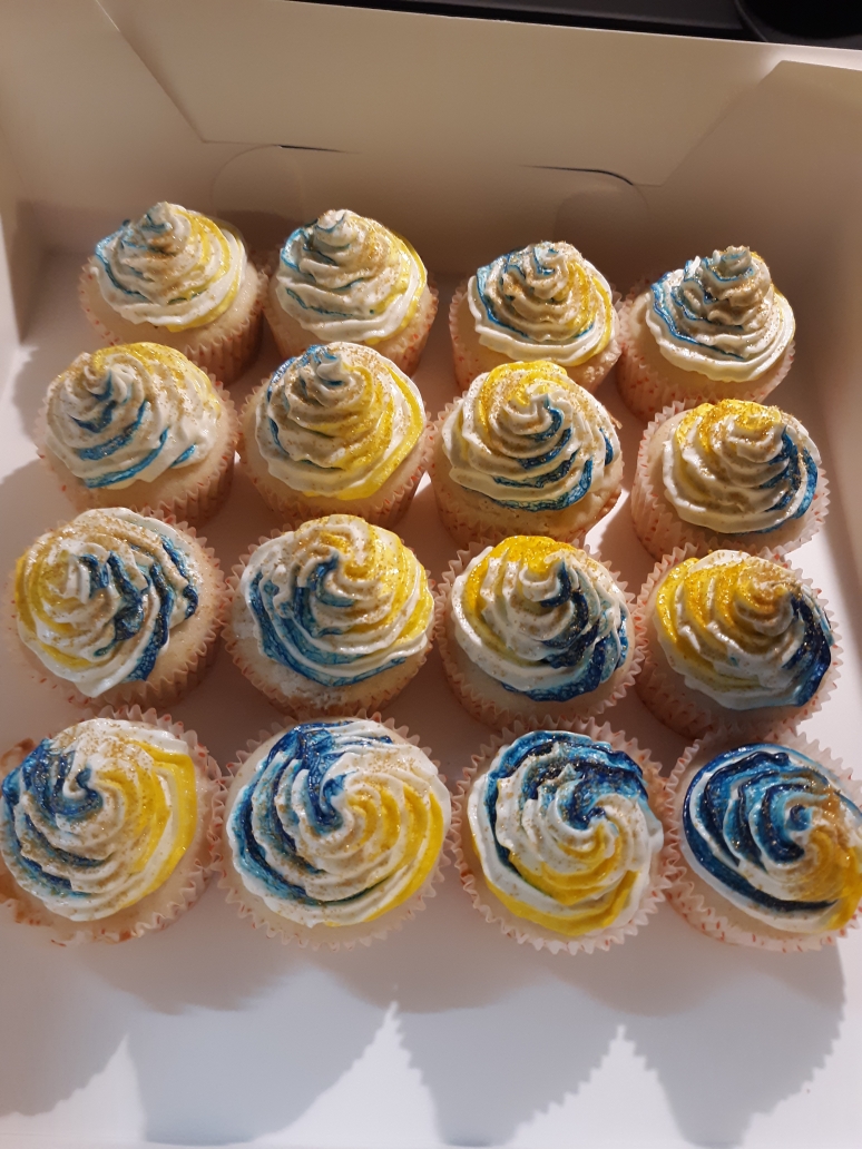ms_cupcake_variety_colored_vanilla